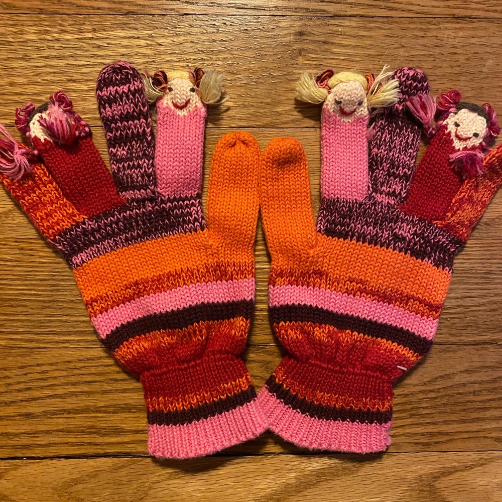 Adorable Girl’s Gymboree Gloves